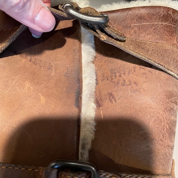 Born leather boots with triple buckle - Picture 14 of 14